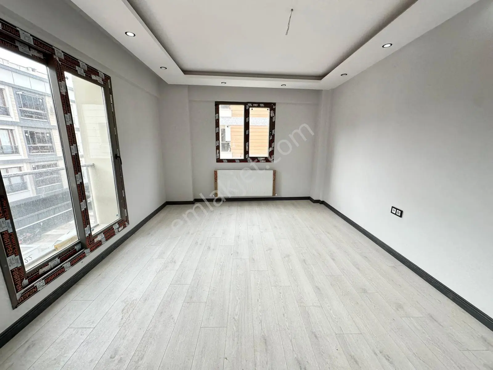 Zeki Emlak'tan Kiralık Manisa Muradiye Mahallesinde İstasyon Civ. 2+1 Kapalı Mutfak Sıfır Daire - Görsel 5