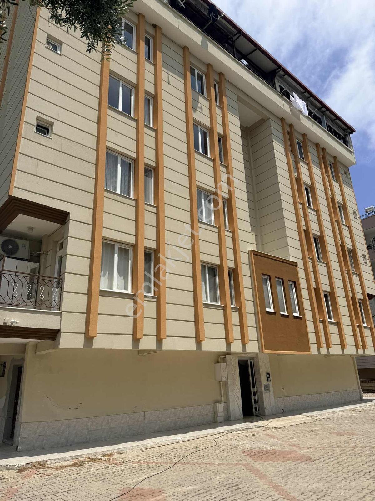 Liman Mahallesinde Ara Kat Doğalgazlı 2+1 Kiralık - Görsel 2