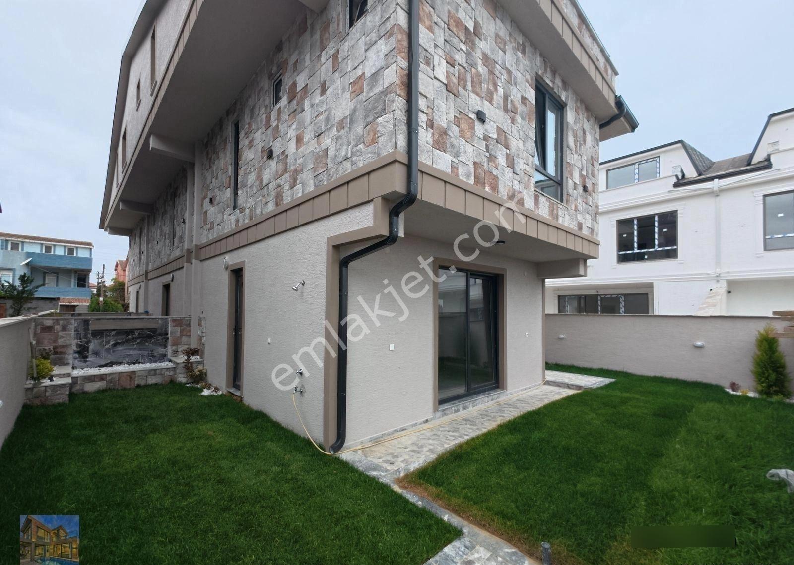 Kocaali Sahilde Geniş Bahçeli, Havuzlu Sus Şelali 4+1 Villa - Görsel 9