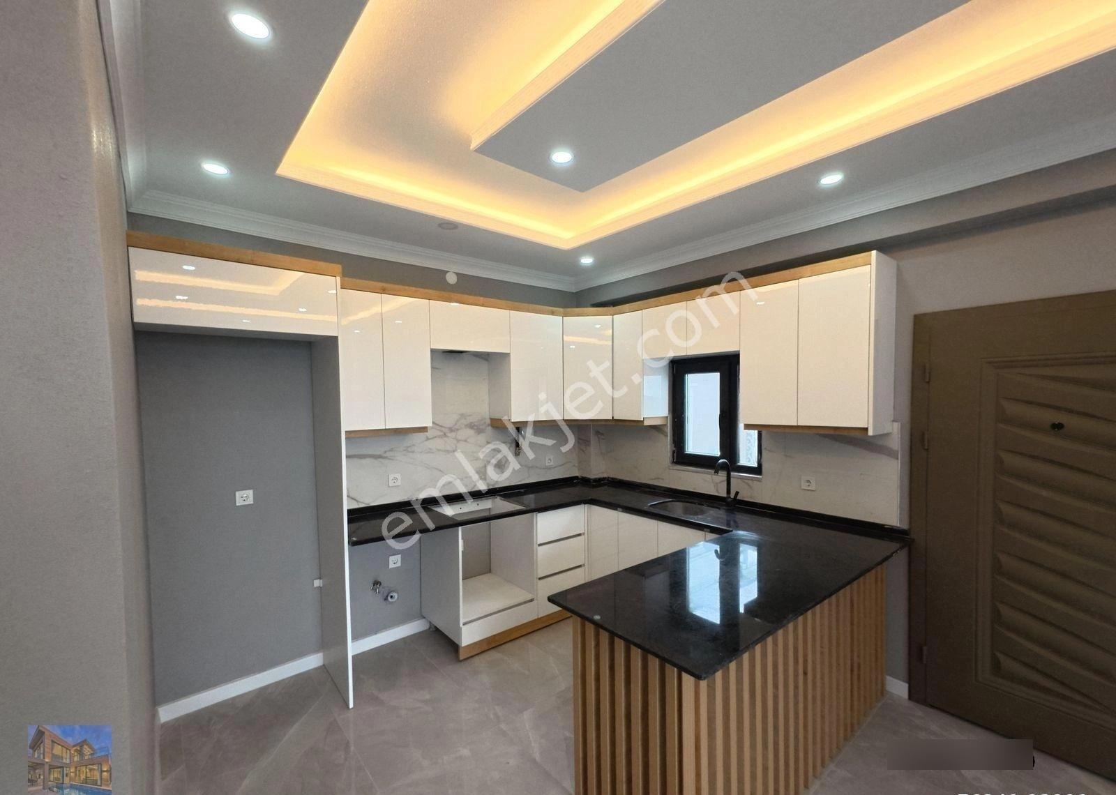 Kocaali Sahilde Geniş Bahçeli, Havuzlu Sus Şelali 4+1 Villa - Görsel 28