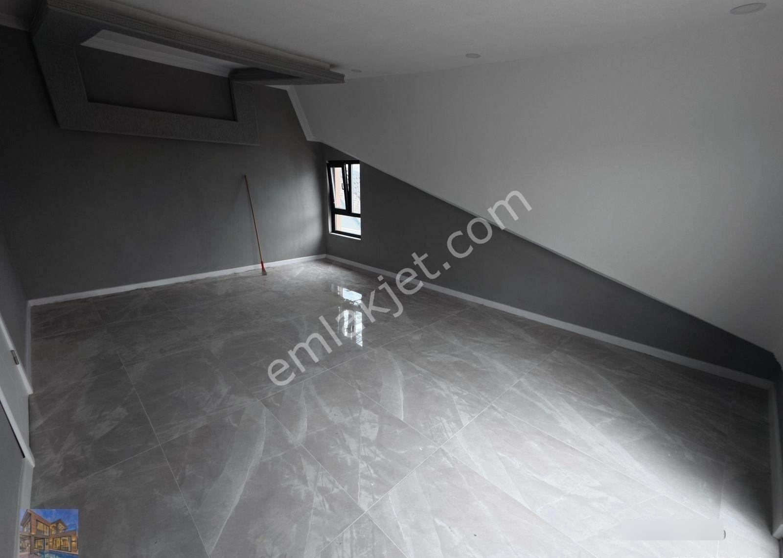 Kocaali Sahilde Geniş Bahçeli, Havuzlu Sus Şelali 4+1 Villa - Görsel 19