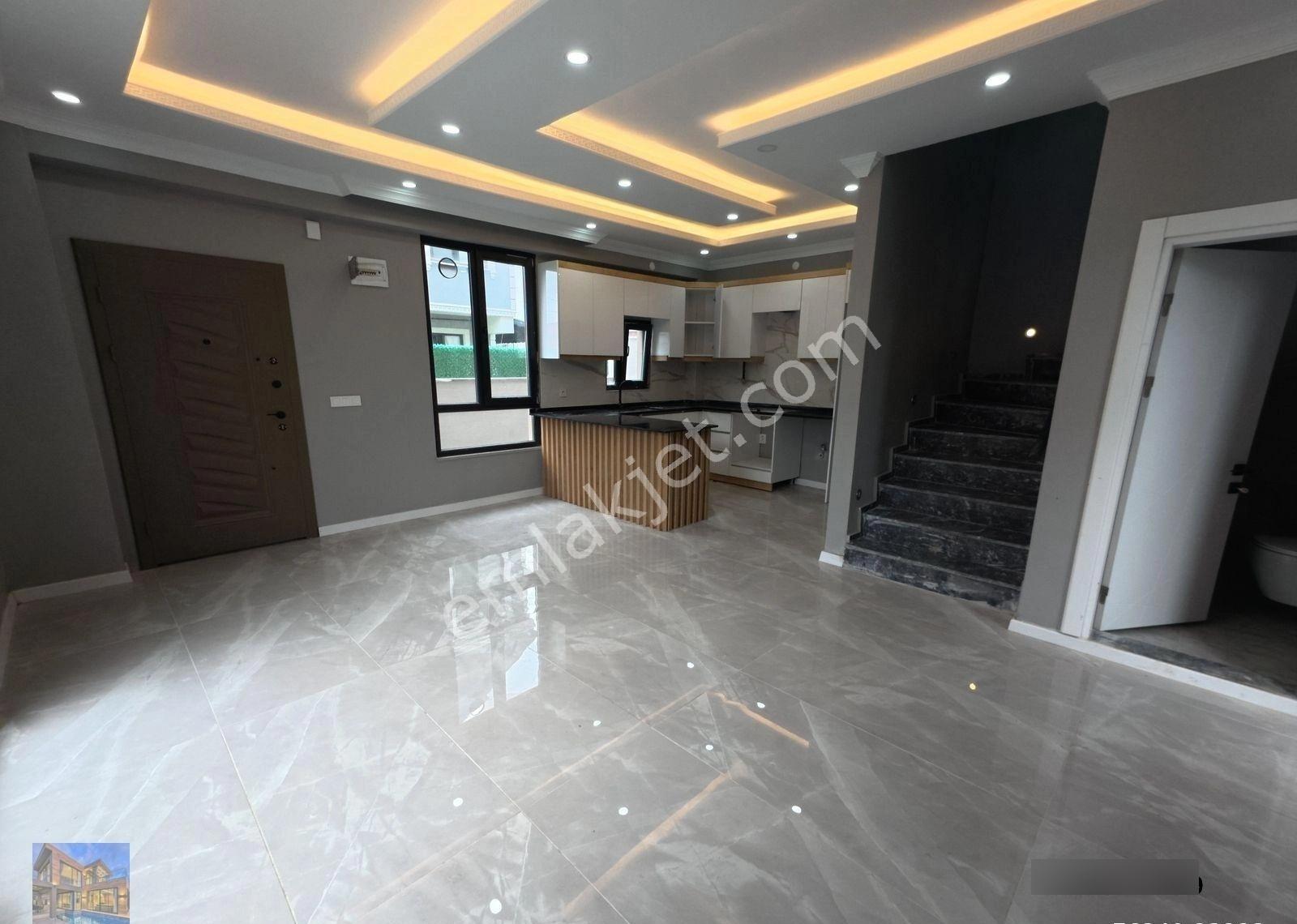 Kocaali Sahil'de Müstakil Bahçeli,havuzlu,özel Garajlı 4+1 Villa - Görsel 12