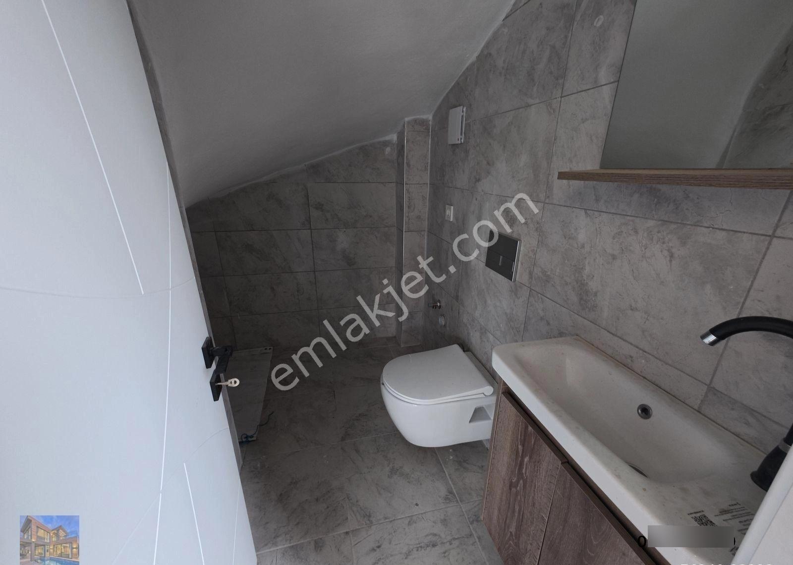 Kocaali Sahil'de Müstakil Bahçeli,havuzlu,özel Garajlı 4+1 Villa - Görsel 14