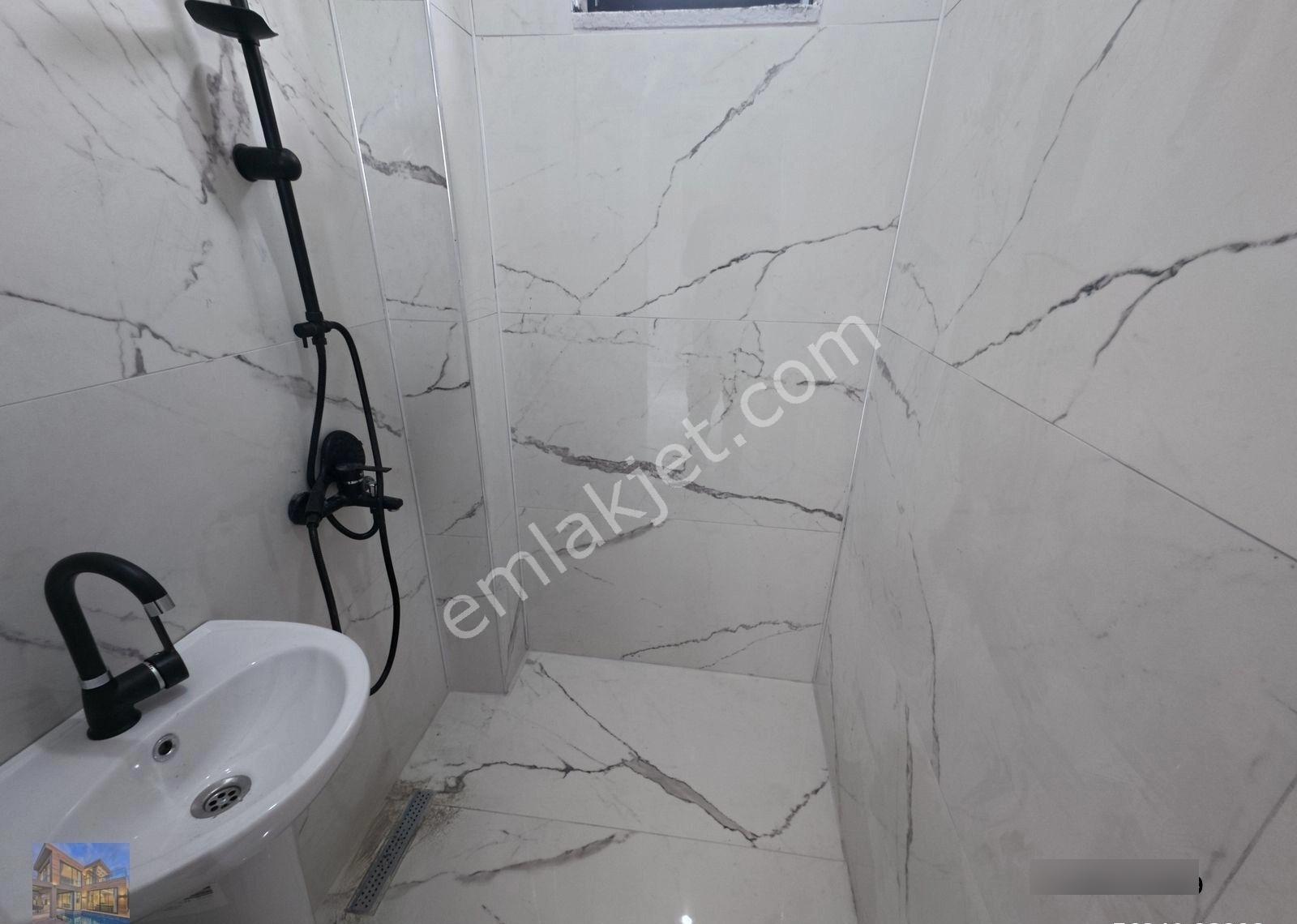 Kocaali Sahil'de Müstakil Bahçeli,havuzlu,özel Garajlı 4+1 Villa - Görsel 18
