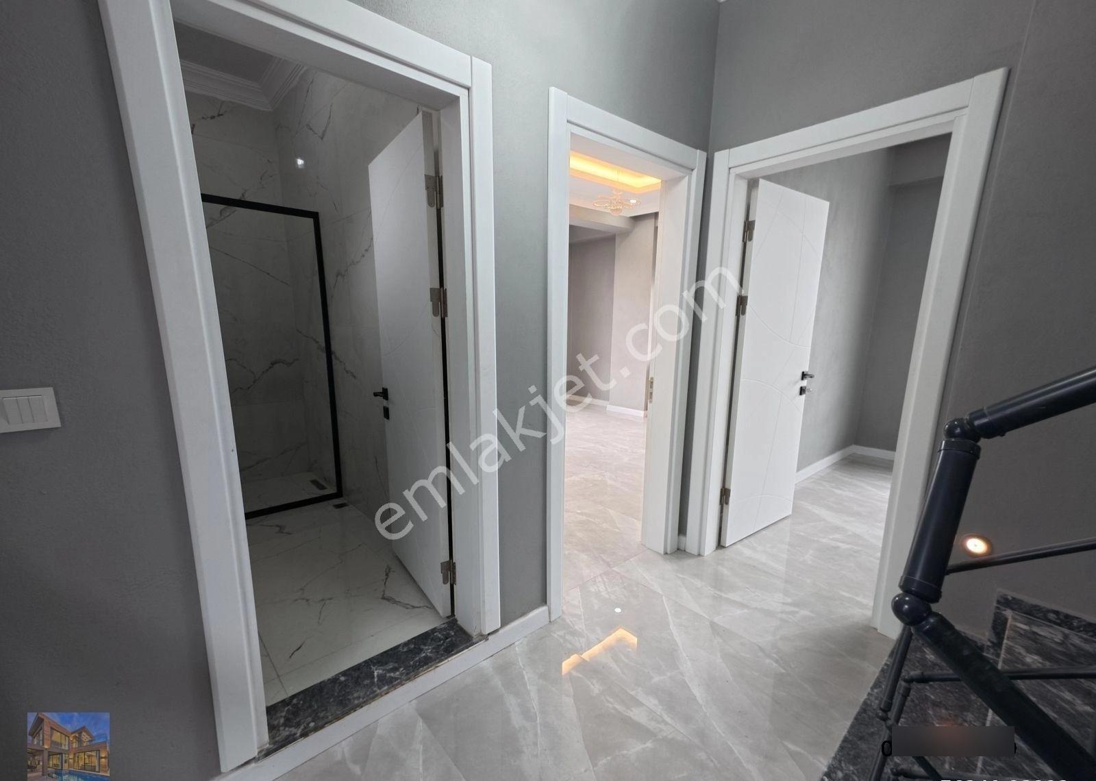 Kocaali Sahil'de Müstakil Bahçeli,havuzlu,özel Garajlı 4+1 Villa - Görsel 15