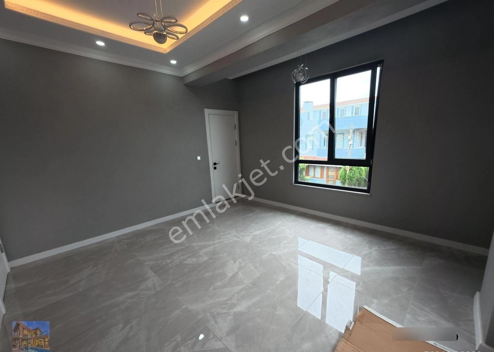 Kocaali Sahil'de Müstakil Bahçeli,havuzlu,özel Garajlı 4+1 Villa - Görsel 17