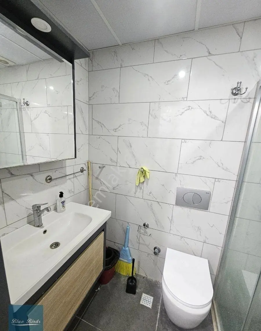 Kuşadası Merkezde Bakımlı 2+1 - Görsel 16
