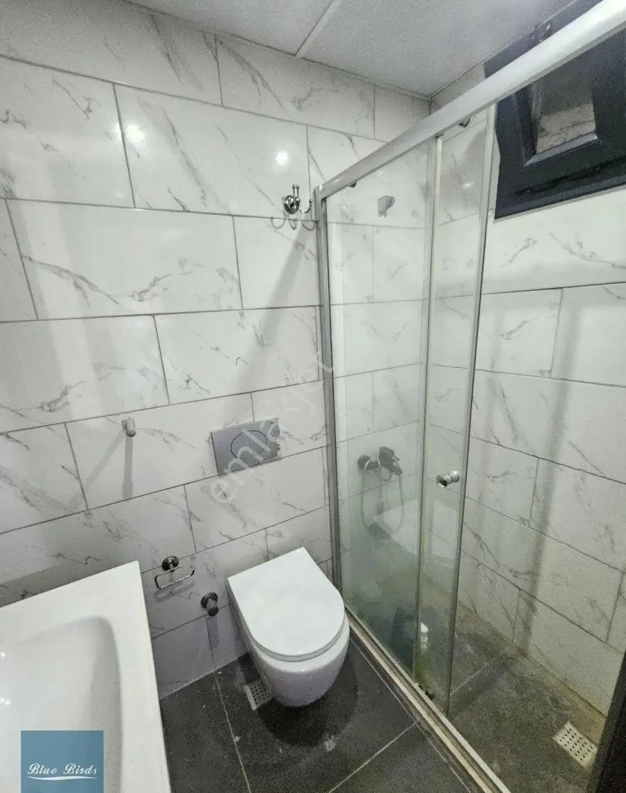 Kuşadası Merkezde Bakımlı 2+1 - Görsel 2