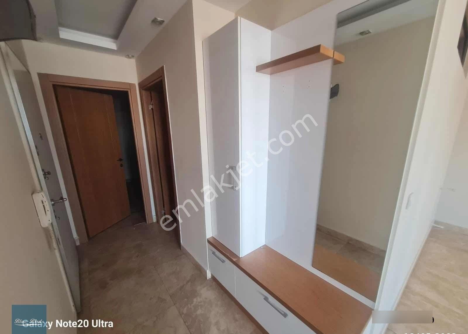 Kuşadası Limanda Kiralık 2+1 Daire - Görsel 3