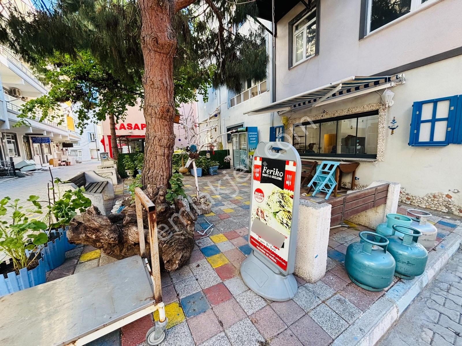 Sevinç'ten Avşa'nın Cazibe Merkezinde Komple Satılık Ticari Bina - Görsel 25