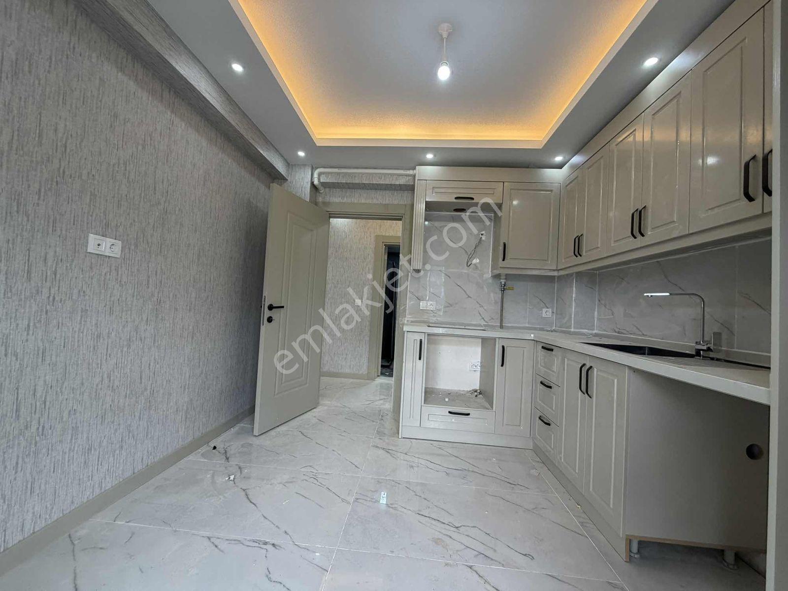 Bakan Dan Yedi Eylül De Ara Kat Site İçi 2+1 - Görsel 25