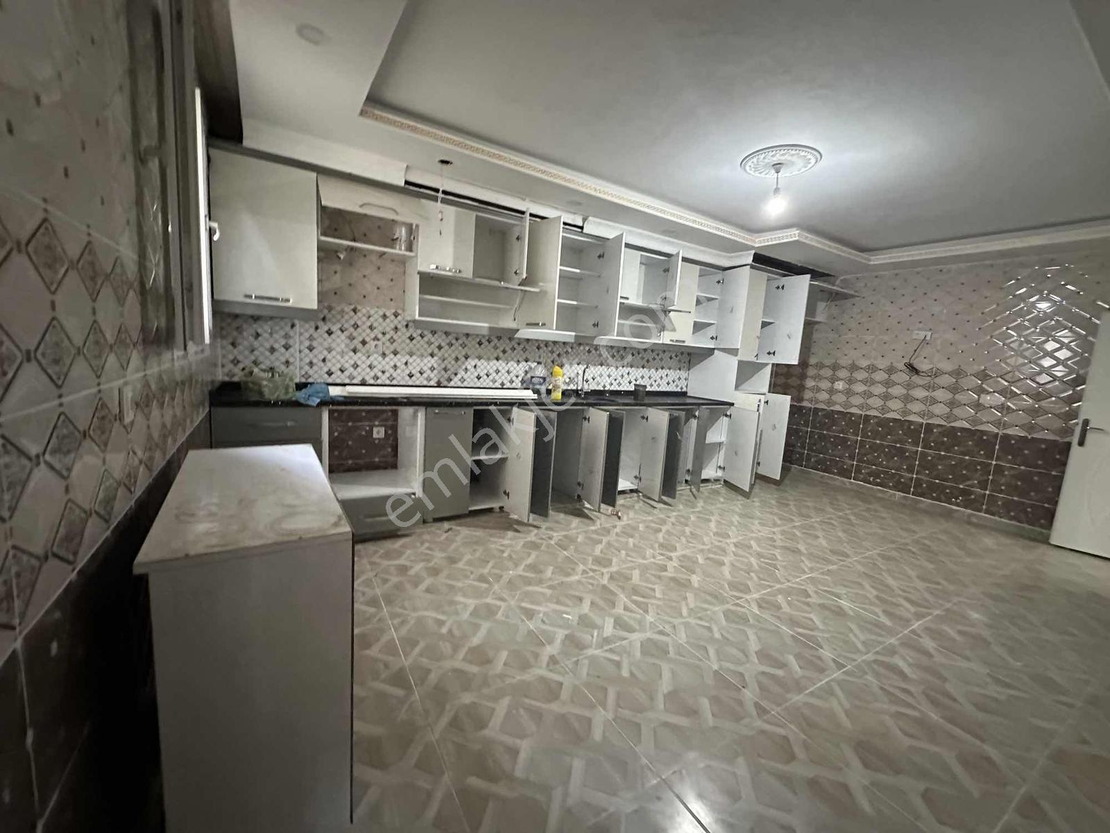 Beyazsu Yolunda Kontrol Noktasının Yanında 3+1 Kiralık Daire - Görsel 20
