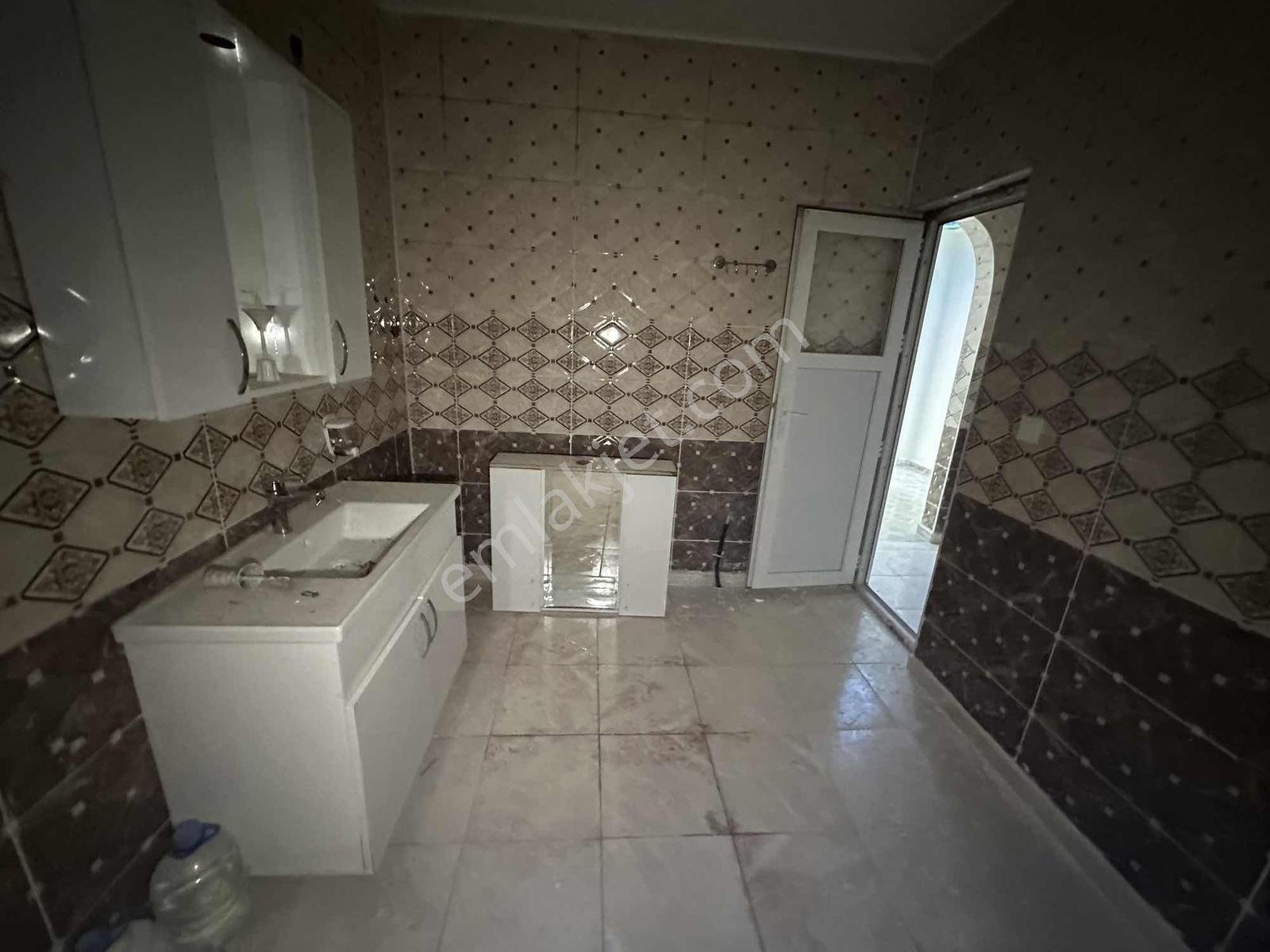 Beyazsu Yolunda Kontrol Noktasının Yanında 3+1 Kiralık Daire - Görsel 2