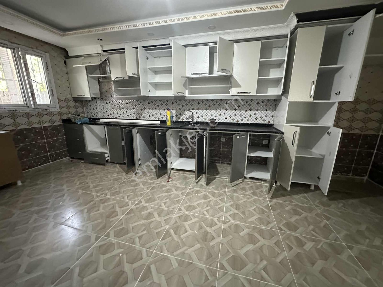 Beyazsu Yolunda Kontrol Noktasının Yanında 3+1 Kiralık Daire - Görsel 31