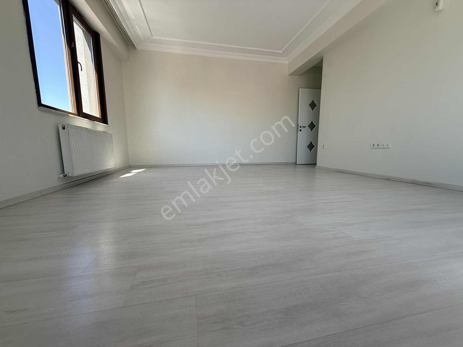 Ümraniye Elmalıkent Mh.2+1 Büyük Ve Oto Parklı Satılık Daire - Görsel 5