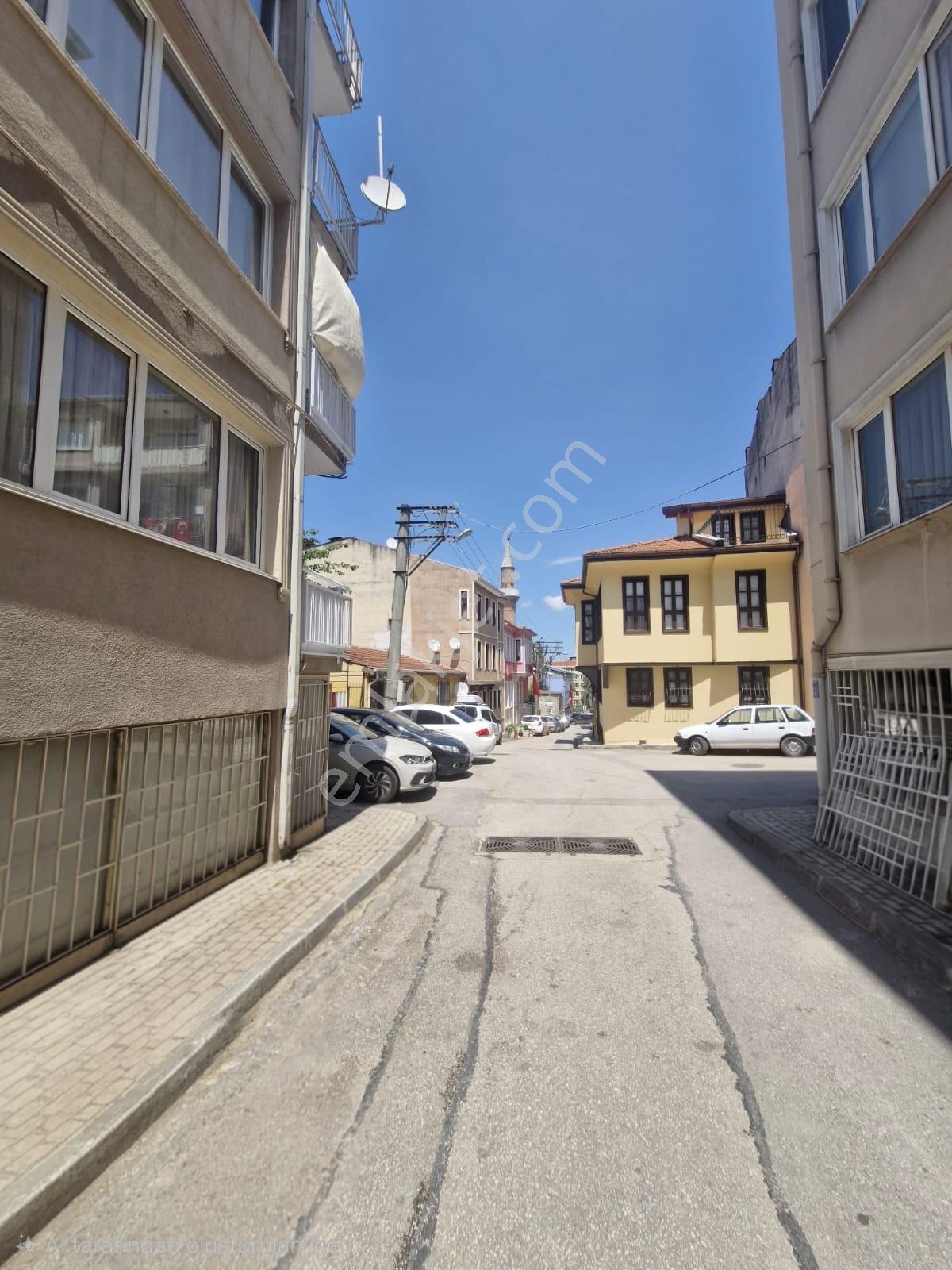 Heykel İbrahimpaşa Mahallesinde Geniş 3+1 Kiralık Daire - Görsel 11