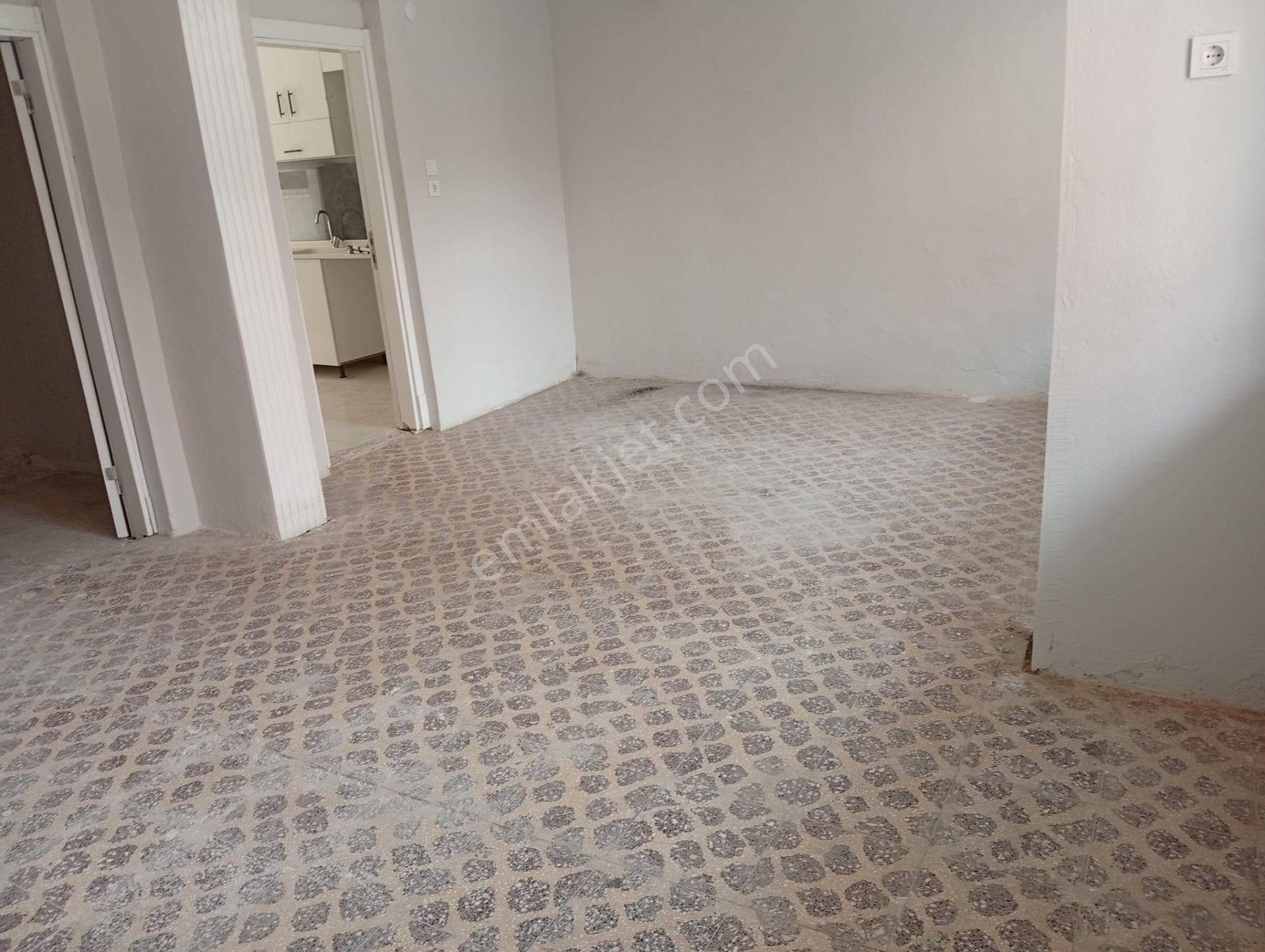 Buca Emlak Tan Satılık 2 Katlı Bina 240m2 Arsa İçinde Konak Ferahlı - Görsel 3