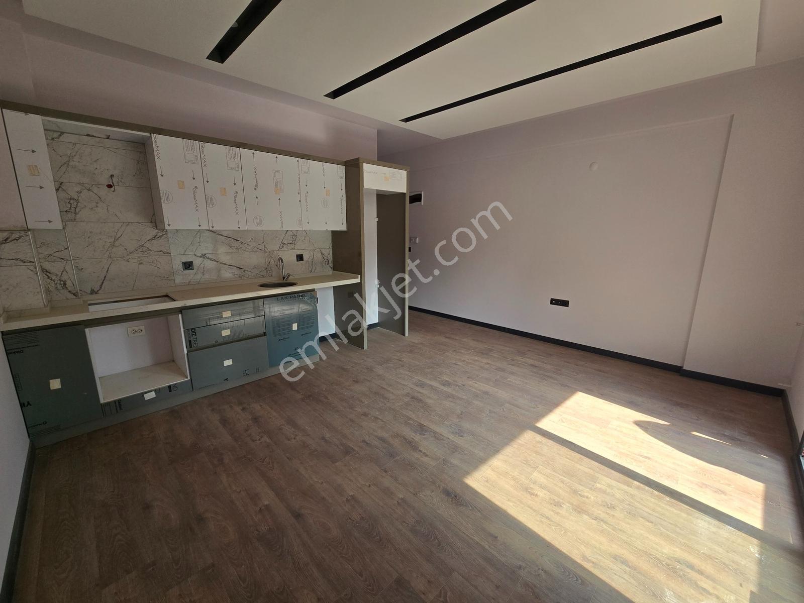 Kuşadası Davutlarda Doğa Manzaralı Satılık 1+1 Lüks Daire - Görsel 3