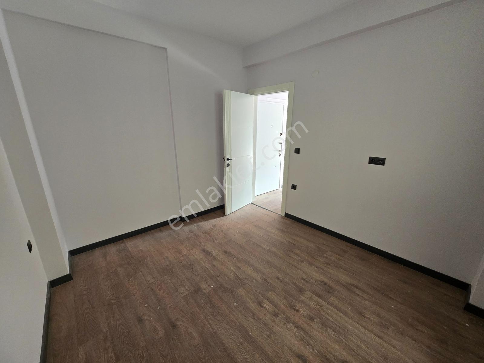 Kuşadası Davutlarda Doğa Manzaralı Satılık 1+1 Lüks Daire - Görsel 12