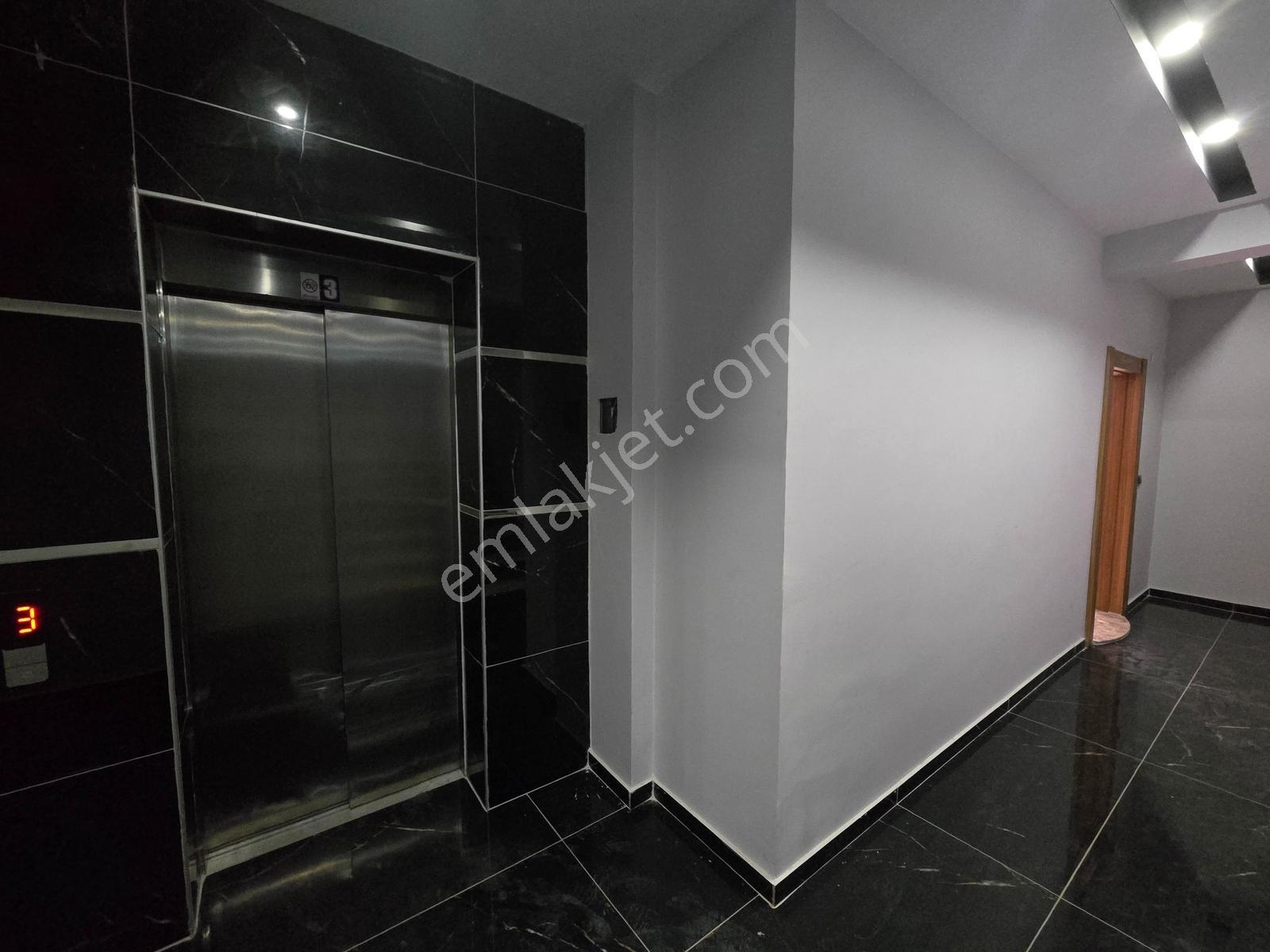 Kuşadası Davutlarda Doğa Manzaralı Satılık 2+1 Lüks Daire - Görsel 11