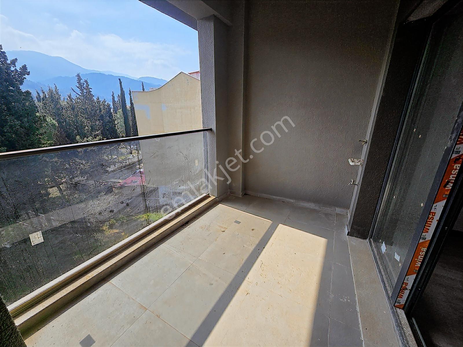 Kuşadası Davutlarda Doğa Manzaralı Satılık 2+1 Lüks Daire - Görsel 27