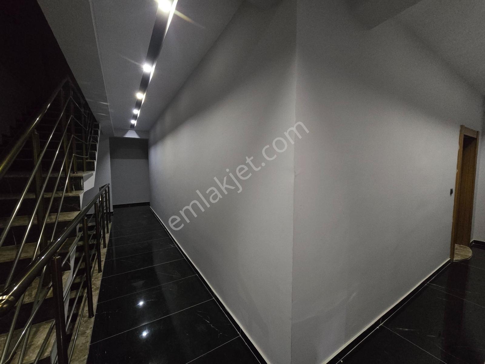 Kuşadası Davutlarda Doğa Manzaralı Satılık 2+1 Lüks Daire - Görsel 10