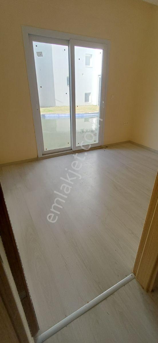 Havuzlu Güvenlikli Bahçe Katı - Görsel 2