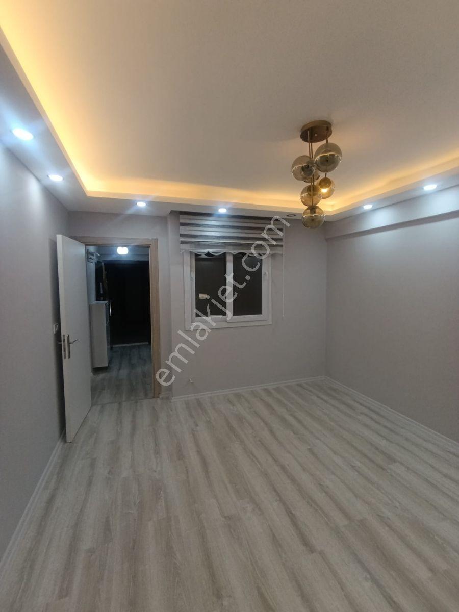 Temiz Kulanışlı Ön Cephe Daire - Görsel 9