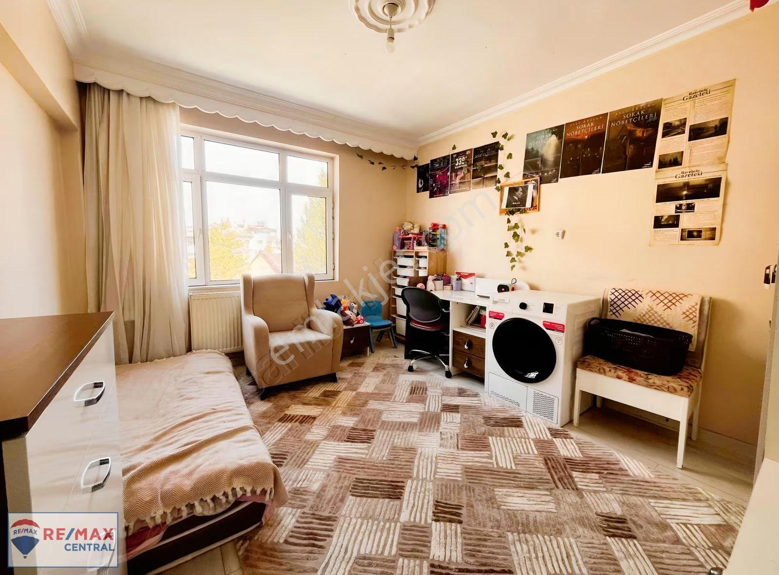 Remax Central`den Kadıburhanettin Mahallesinde 3+1 Satılık Daire - Görsel 4