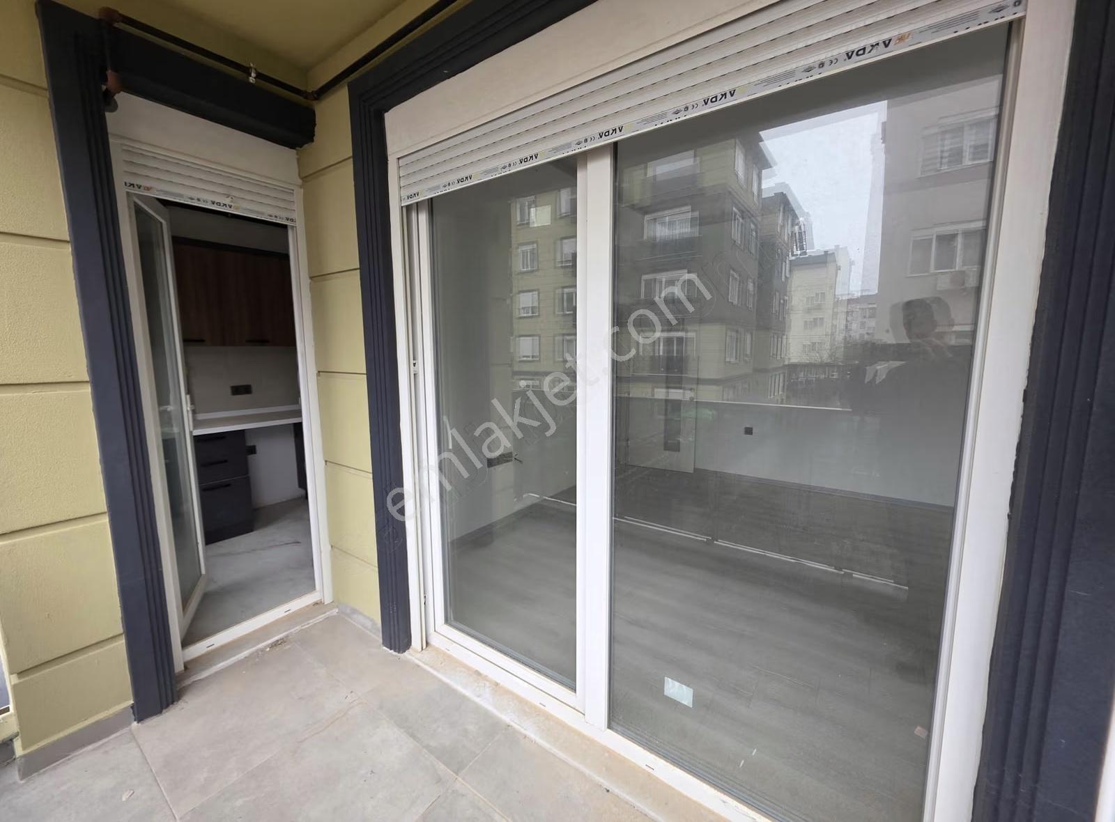 Kızıltoprak Sıfır 2+1 Güney Alttan Isıtmalı Kapalı Otopark - Görsel 24