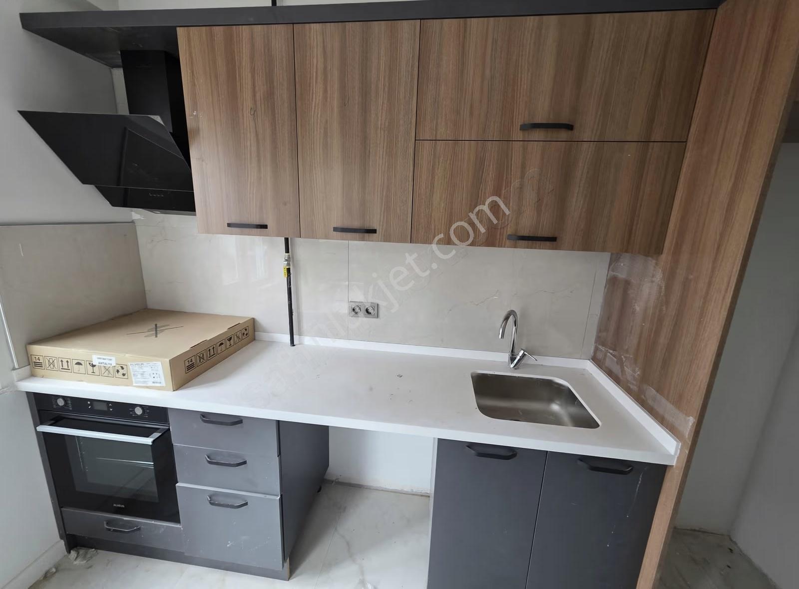 Kızıltoprak Sıfır 2+1 Güney Alttan Isıtmalı Kapalı Otopark - Görsel 23
