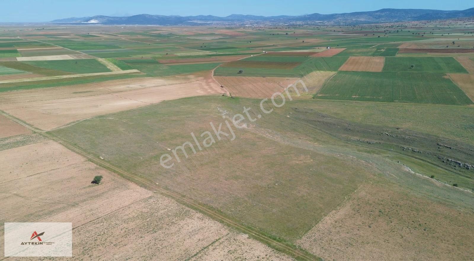 Akören Orhaniye Mahallesinde 43.317 M² Müstakil Tapulu Tarla - Görsel 8