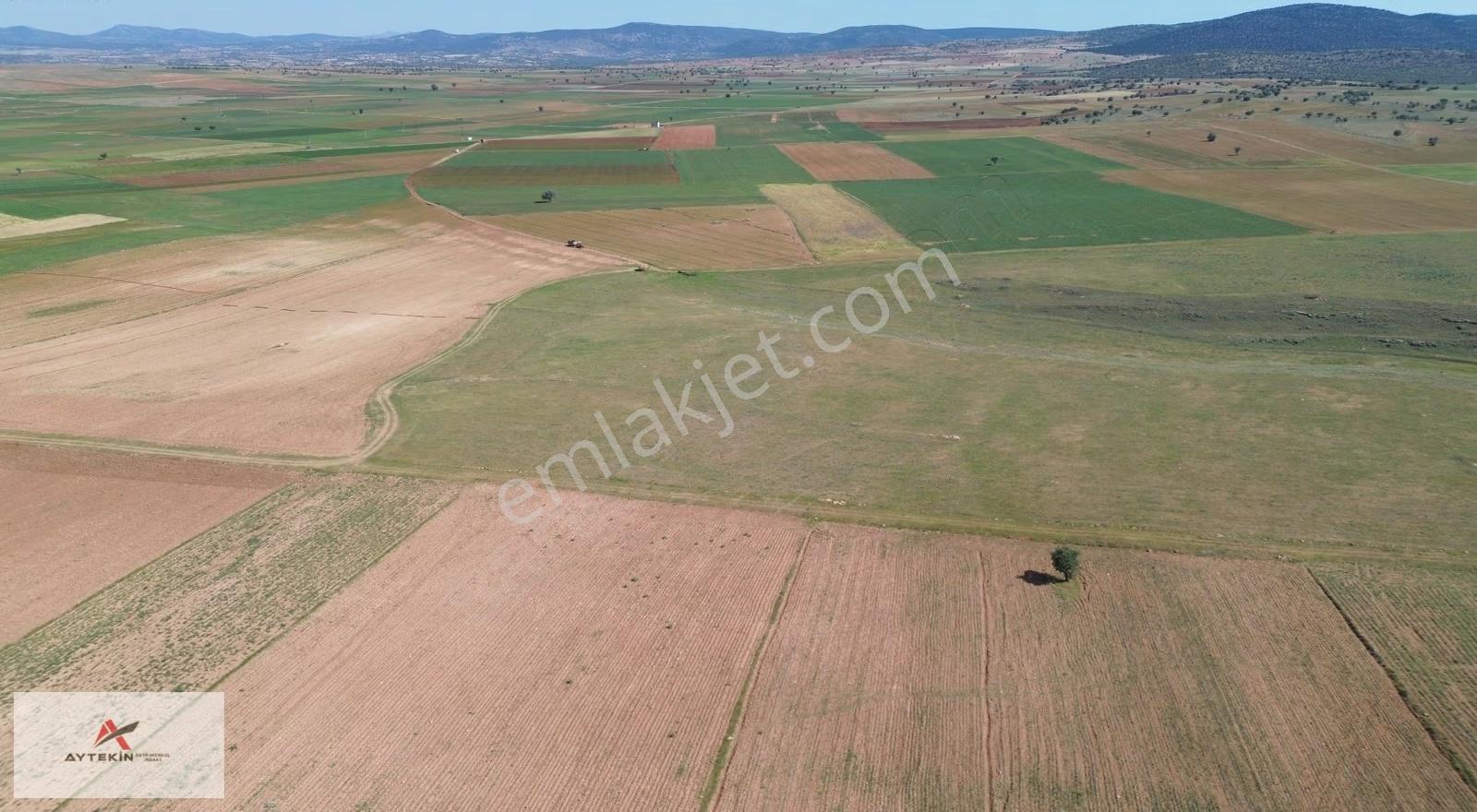 Akören Orhaniye Mahallesinde 43.317 M² Müstakil Tapulu Tarla - Görsel 5