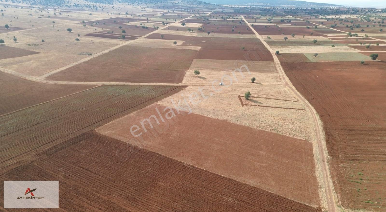 Akören Ağalar Mahallesinde 5.851 M² Müstakil Tapulu Tarla - Görsel 2