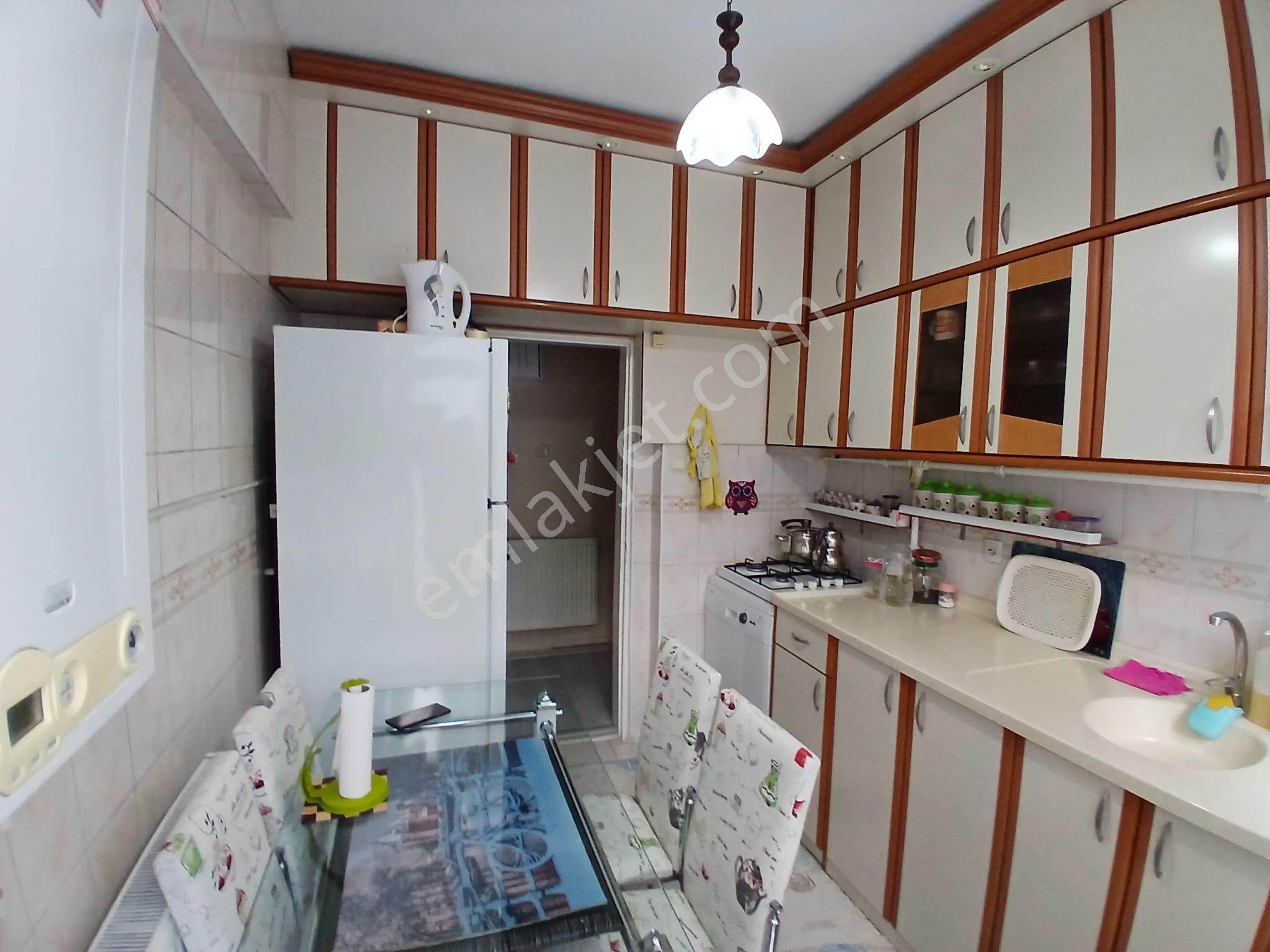 Akçay Emlak'tan Akşehir Mualla Nigar Ortaokulu Civarında Bakımlı Geniş Satılık 2+1 Daire - Görsel 16