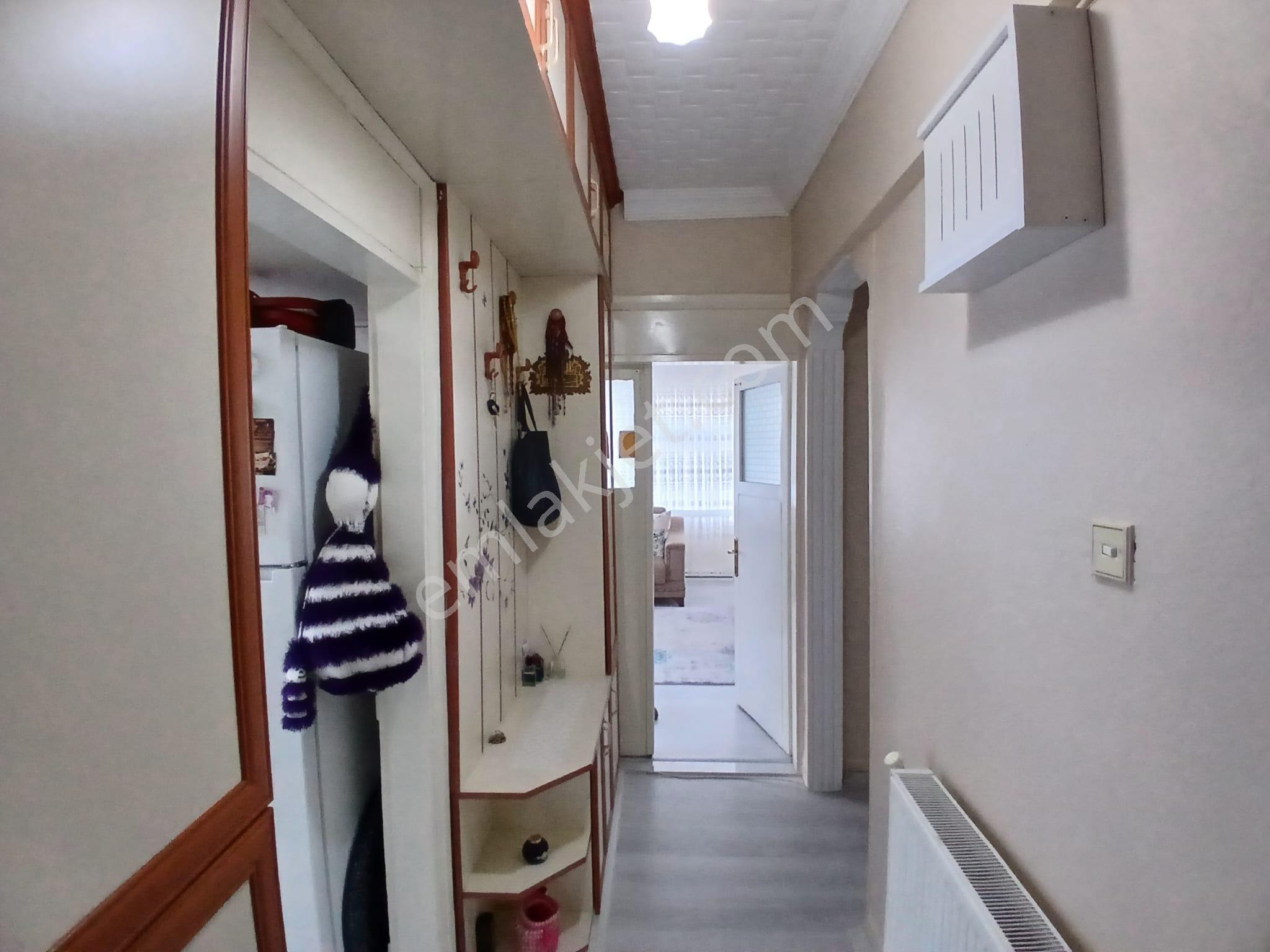 Akçay Emlak'tan Akşehir Mualla Nigar Ortaokulu Civarında Bakımlı Geniş Satılık 2+1 Daire - Görsel 23