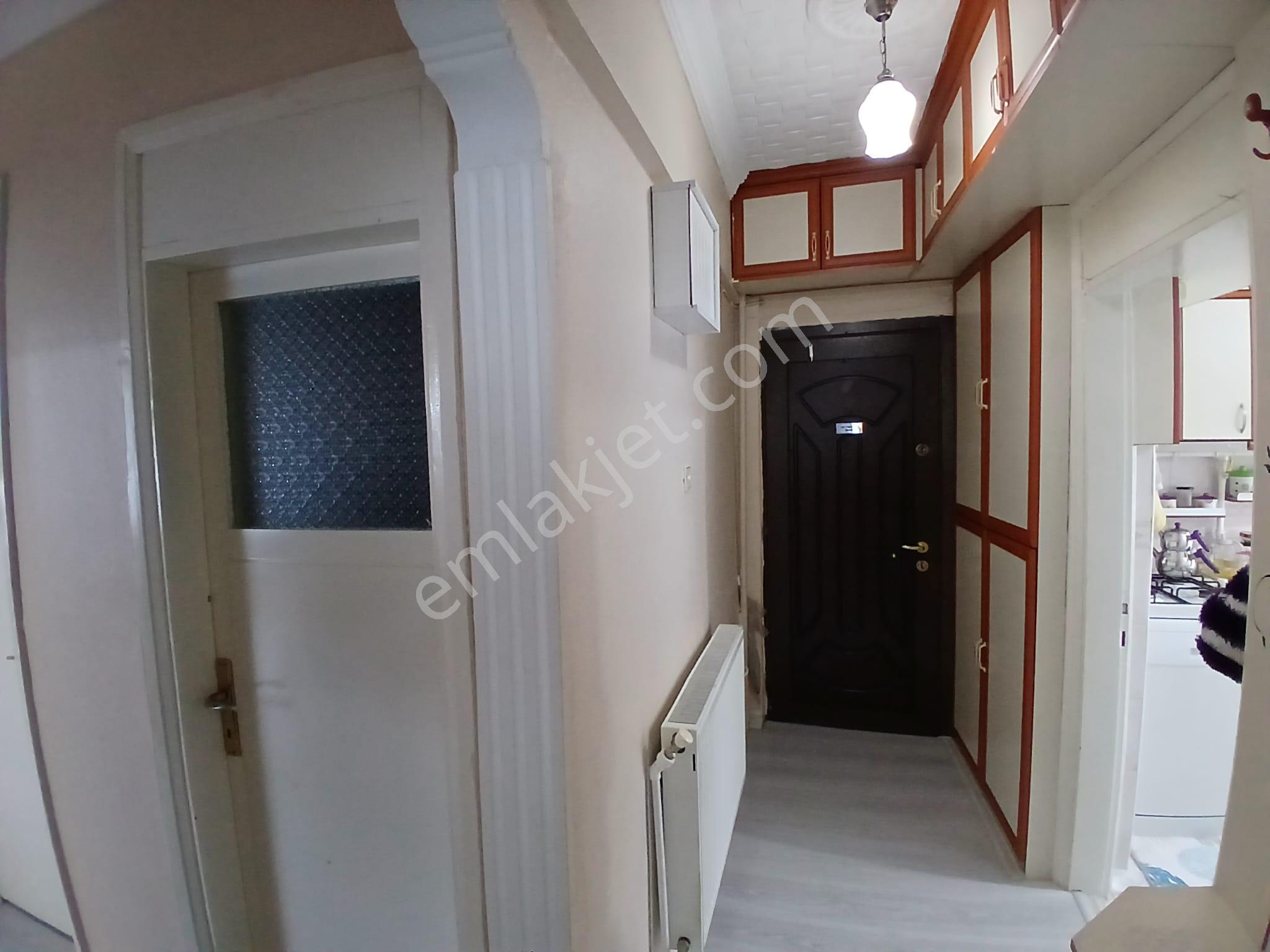 Akçay Emlak'tan Akşehir Mualla Nigar Ortaokulu Civarında Bakımlı Geniş Satılık 2+1 Daire - Görsel 22