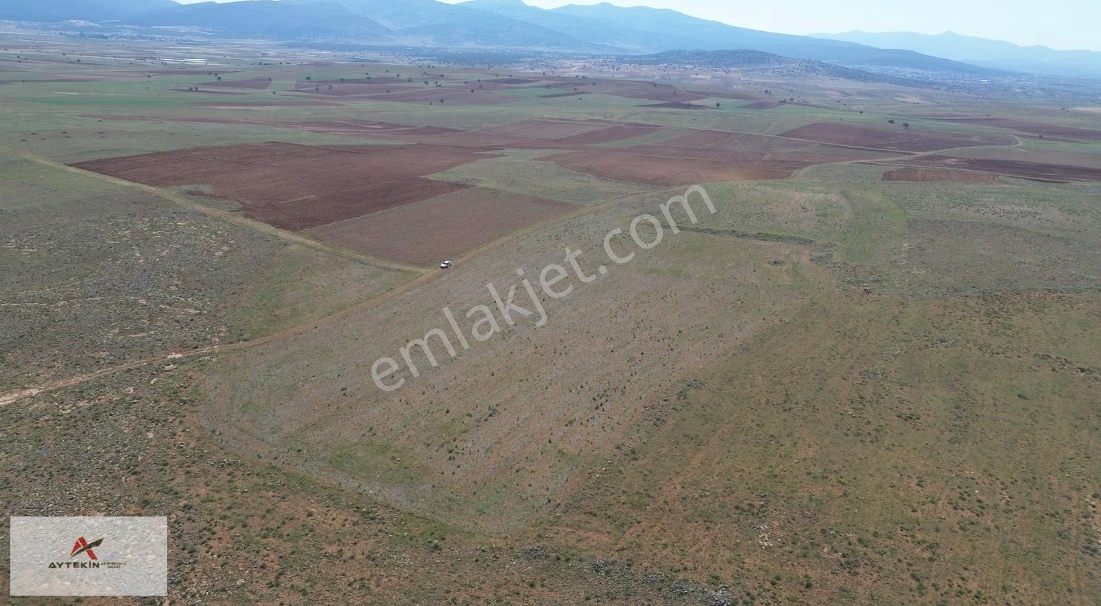 Akören Orhaniye'de 34.797m2 Müstakil Tapulu Arazi- Yolu Var - Görsel 15