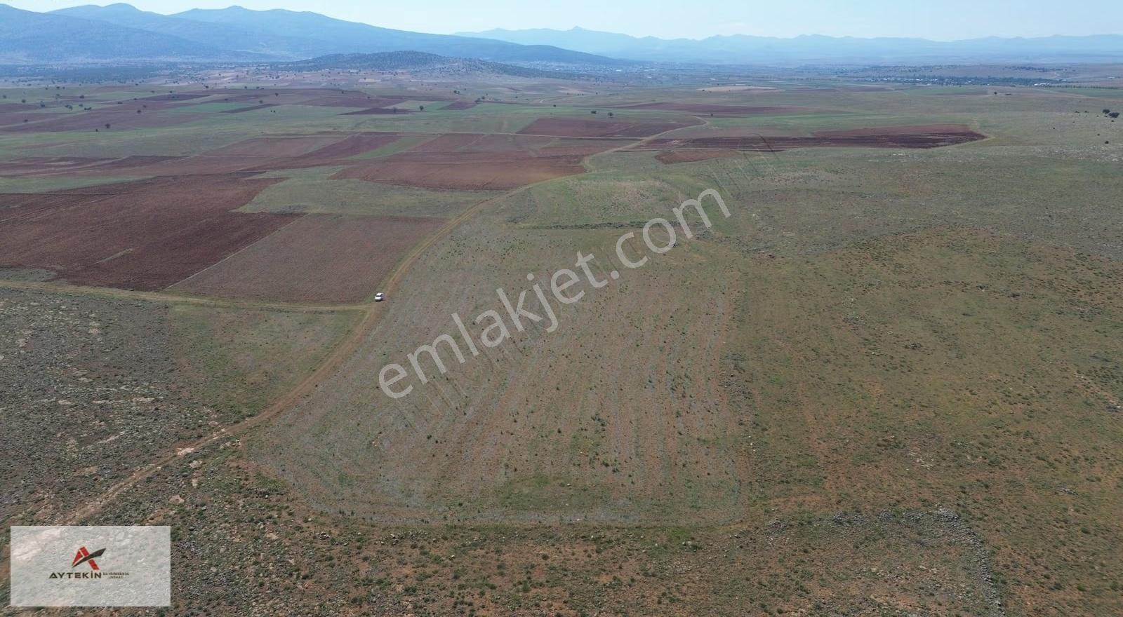 Akören Orhaniye'de 34.797m2 Müstakil Tapulu Arazi- Yolu Var - Görsel 6