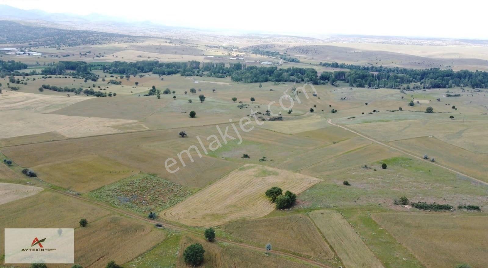 Akören Tülce Mahallesinde 2.274 M² Müstakil Tapulu Tarla - Görsel 2