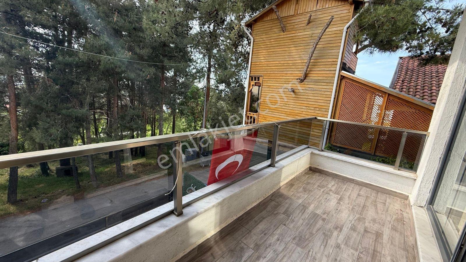 B.m Real Estate Satılık 4+1 Muhteşem Mustakıl Ev Önü Açık - Görsel 2