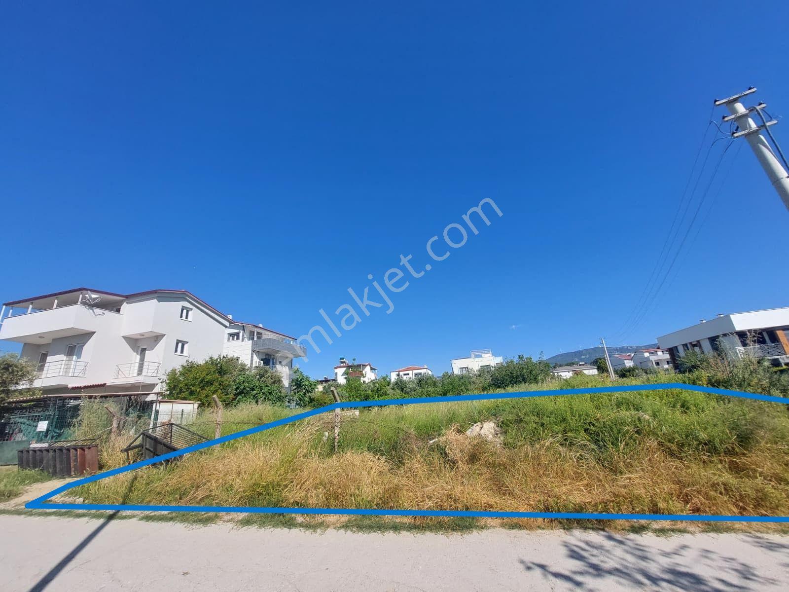 Kuşadası Soğucak, 305 M² Satılık Tam Müstakil Villa İmarlı Arsa