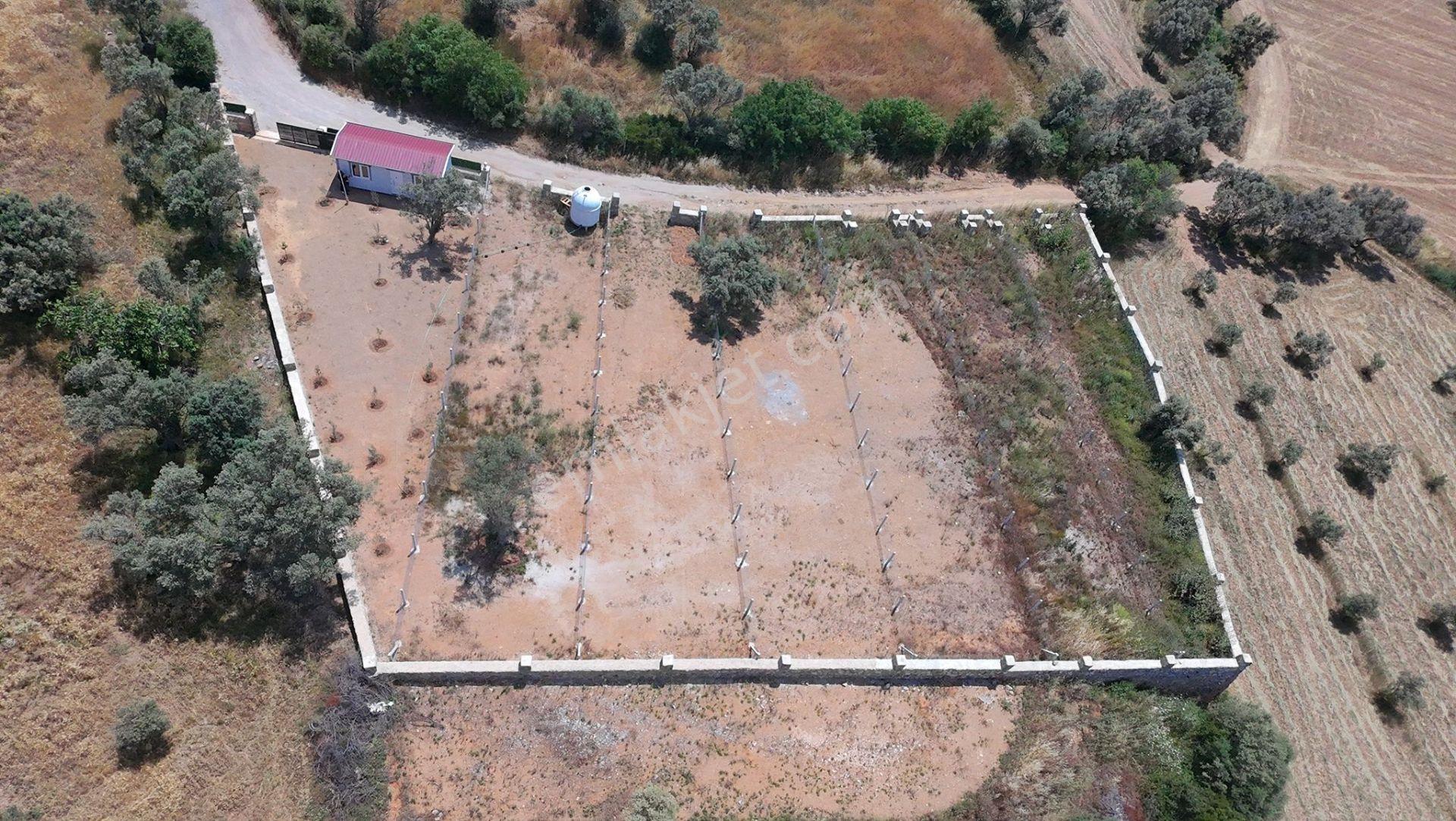 İzmir Menderes Görece'de 348m² Taş Duvarlı-sürgülü Kapılı Prefabrik Evli Fırsat Tarla !! - Görsel 25