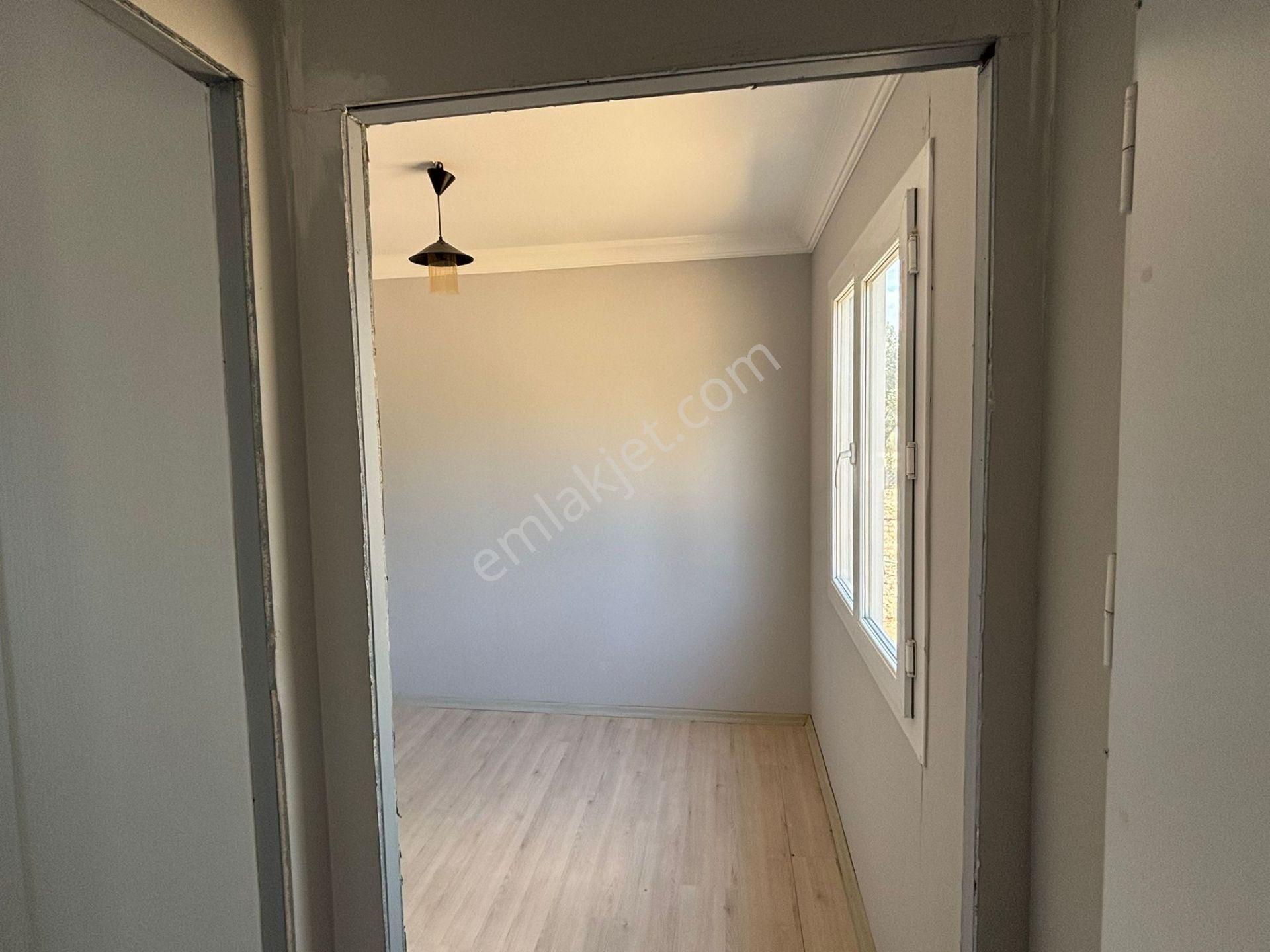 İzmir Menderes Görece'de 348m² Taş Duvarlı-sürgülü Kapılı Prefabrik Evli Fırsat Tarla !! - Görsel 19