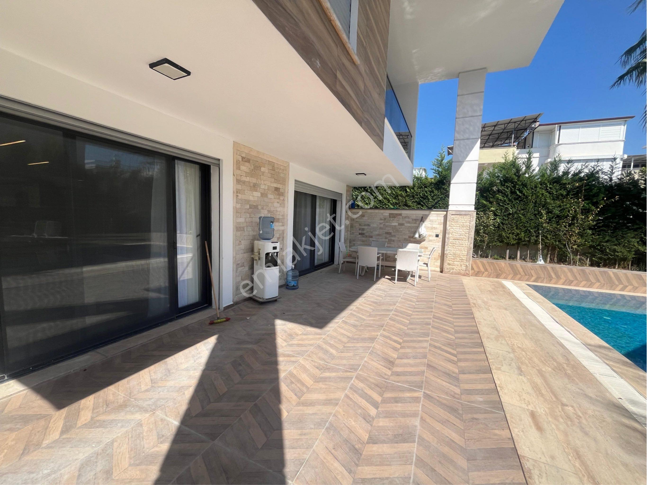 Denize Avmye Yakın Müstakil Villa - Görsel 21