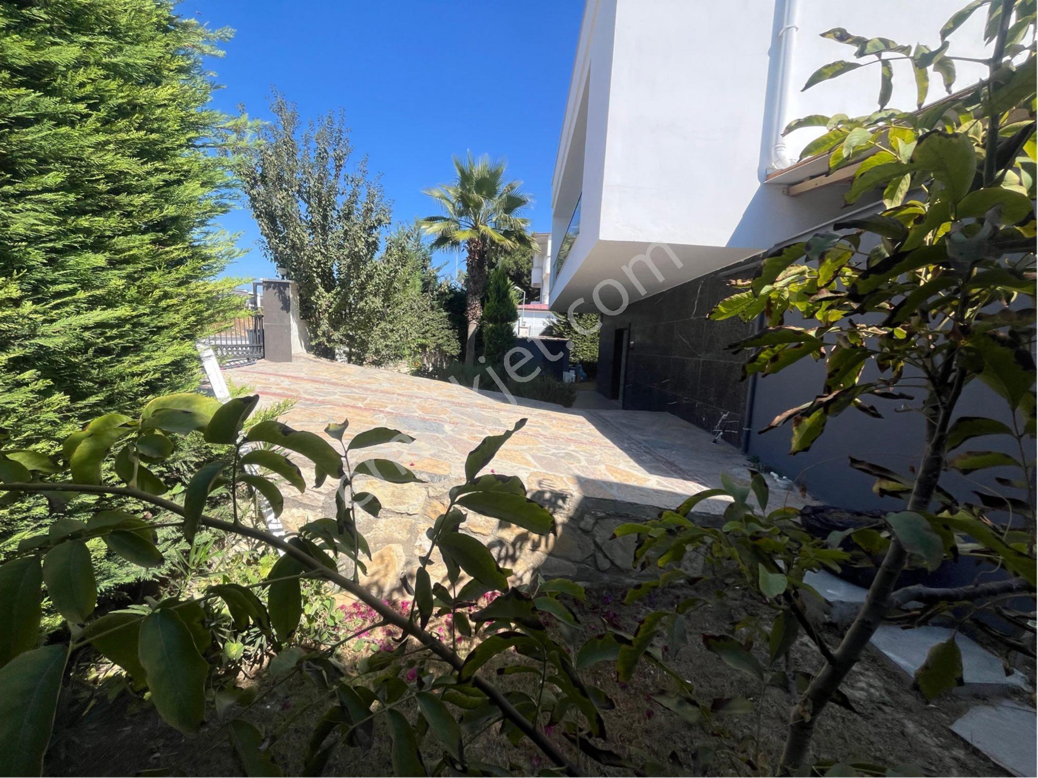 Denize Avmye Yakın Müstakil Villa - Görsel 17