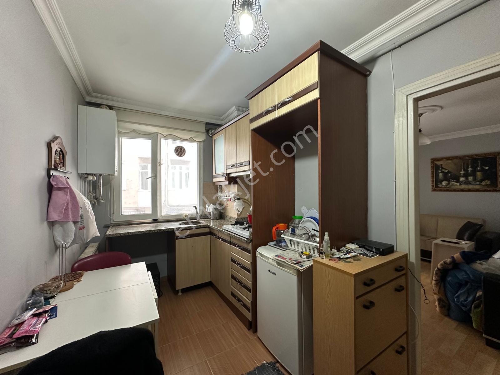 Maltepe Zümrütevler'de Arakatta Satılık 2+1 Daire - Görsel 9
