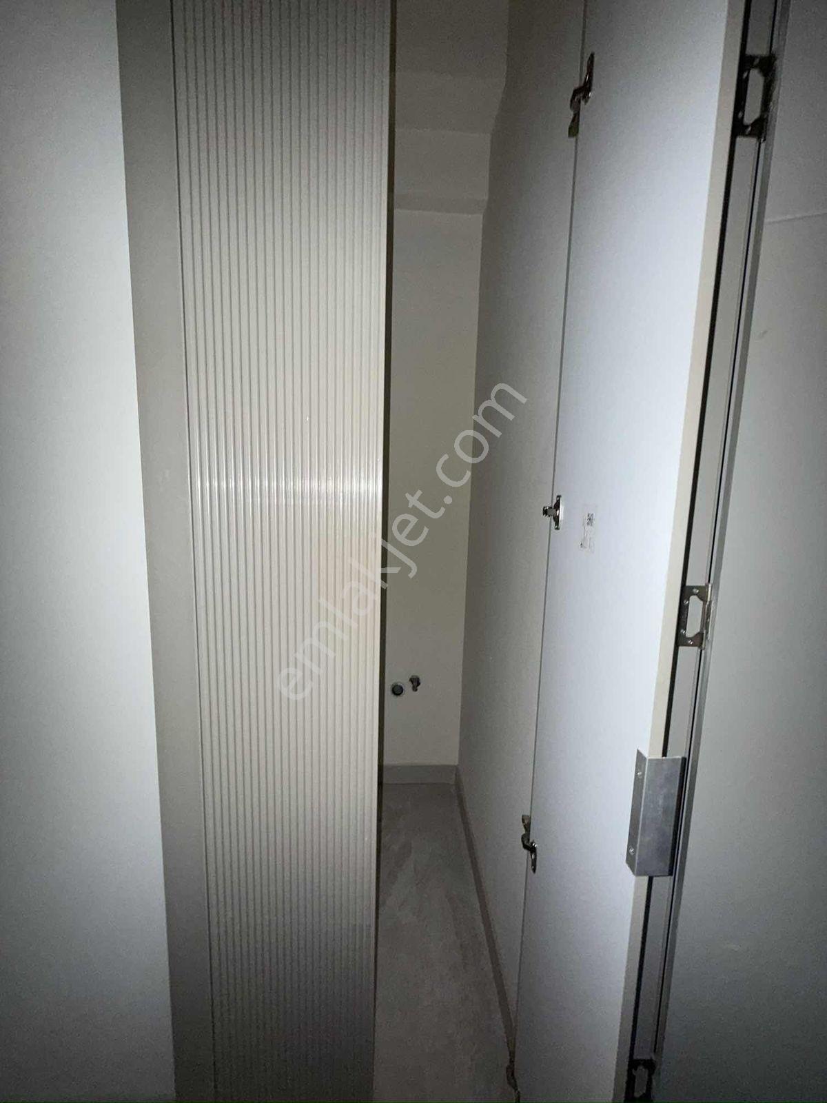 Nova'dan Mirnas Bahçeşehir'de Kiralık 2+1 Arakat Daire - Görsel 12