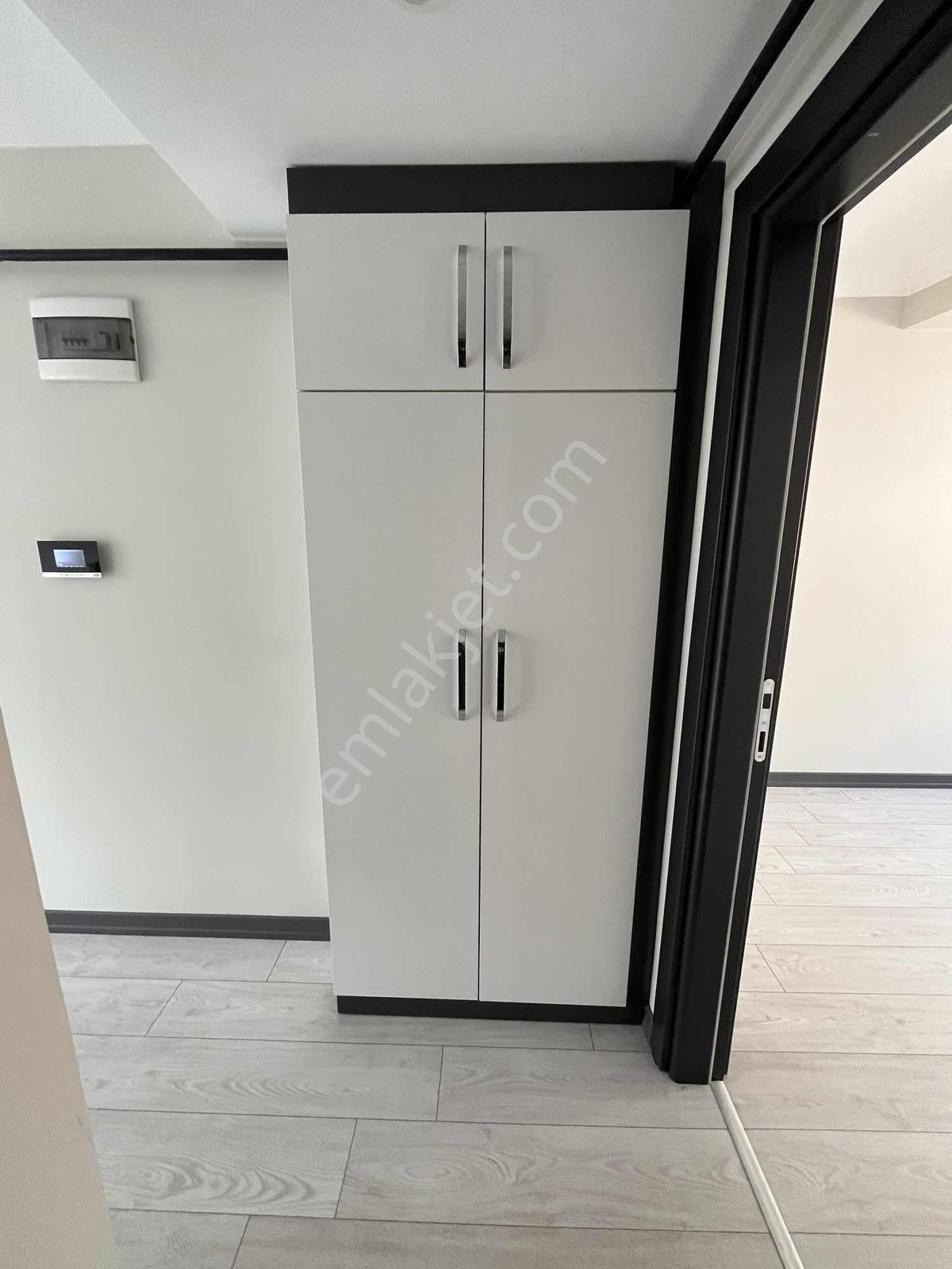 Reşadiye Mah.otoparklı 1+1 Tertemiz Daire - Görsel 14