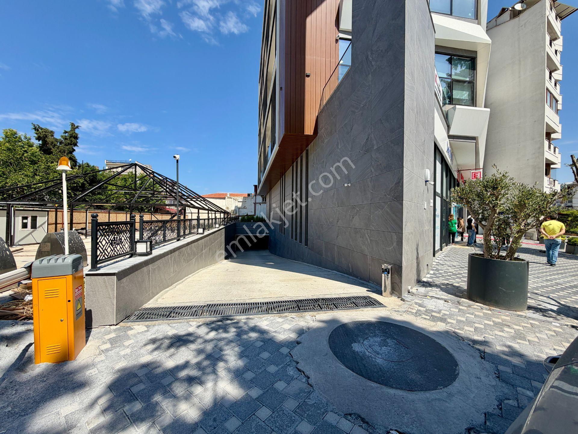 Kuşadası Merkez Ana Cadde Üzerınde 70 M² Kıralık Ofıs - Görsel 34